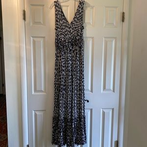 Black and white jersey maxie dress from Anthro!